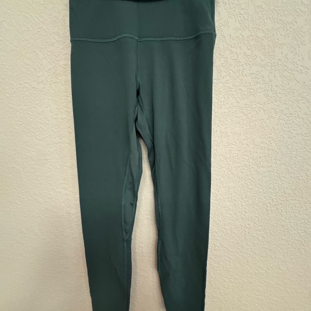 Lululemon Athletica Dark Green Leggings 25"